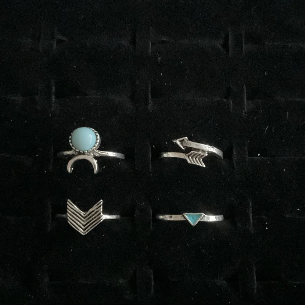 unbranded elegant silver